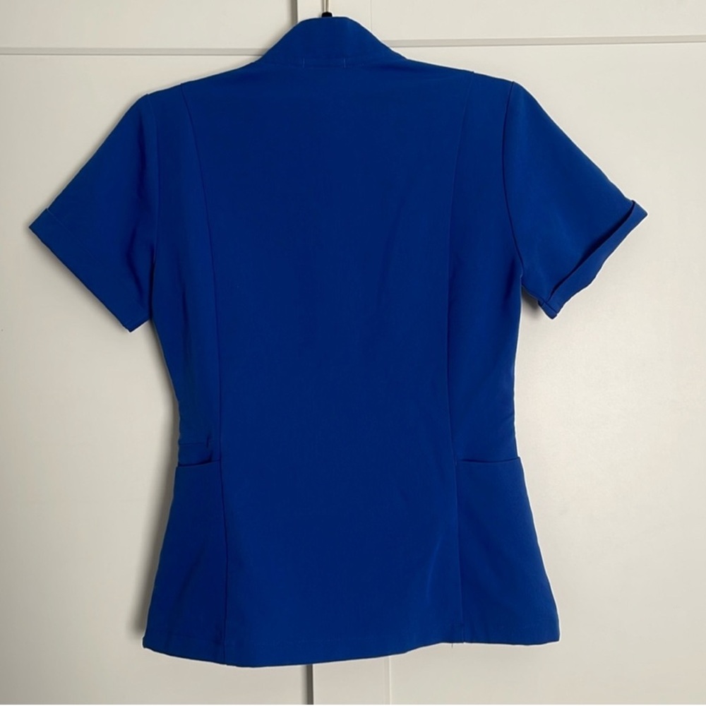 Inala slim fitted Figs Blue Fitted Blouse